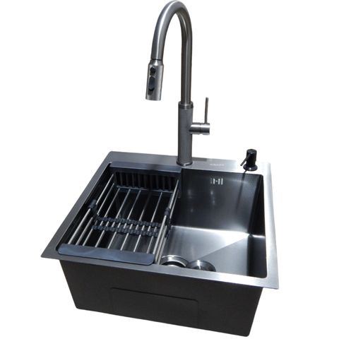 Комплект кухонной мойки Kraft NANO BLACK PVD Декор HS50*50 (3.0/1.0 мм)+Смеситель для кухни с выдвижным шлангом CS25040 фото